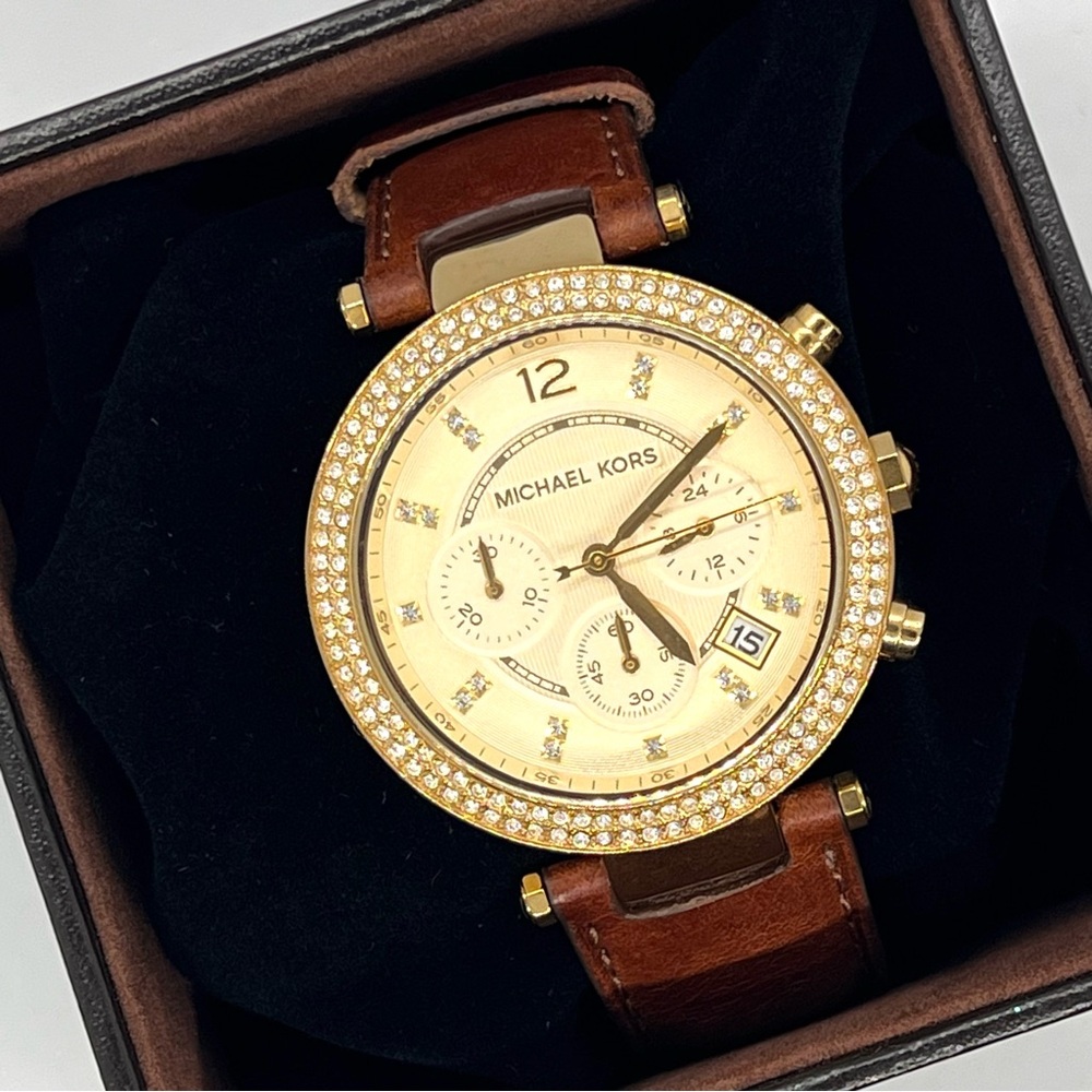 Michael Kors MK2249 Gold Tone Chronograph Watch Crystal Bezel w/ Box
